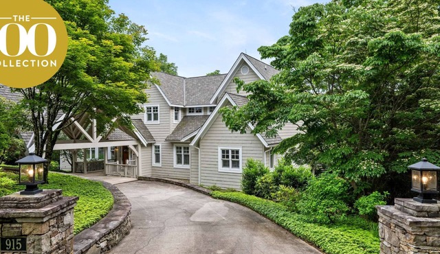 Luxury Home. Blue Valley Views. Extraordinary Attention to Detail | Sevenoaks Cottage