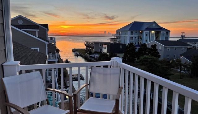 Luxury Waterfront Oasis with Pool & Beach Access
