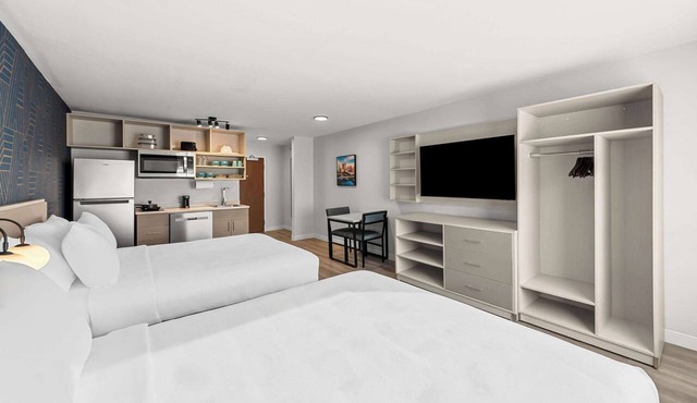 MainStay Suites Columbus North – Worthington