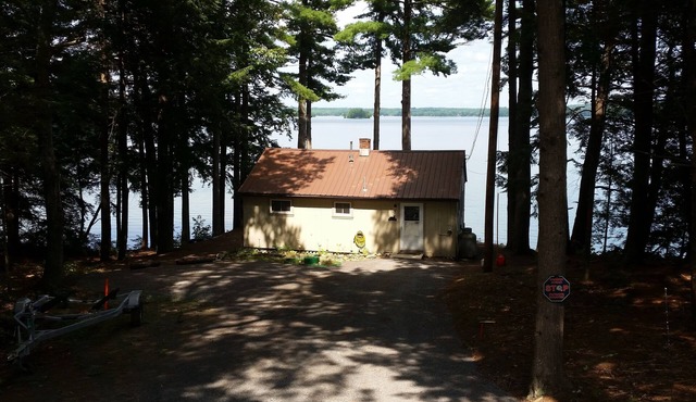Majestic View On Webber Pond With Boat Rental Option