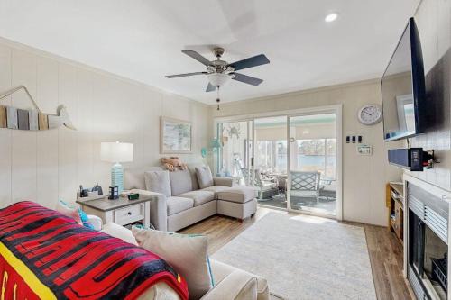 Mallard Lakes - 37816 Eagle Ln Unit 319
