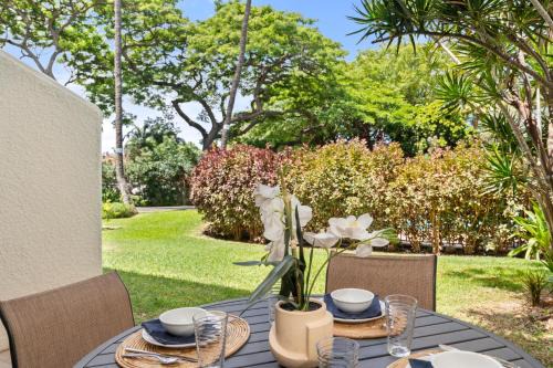 Maui Vista 1106 · MV 1106 Updated 1BD Condo Steps from Beach Poo