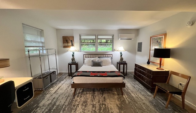 McHill | Studio Apt Convenient to Downtown Cville