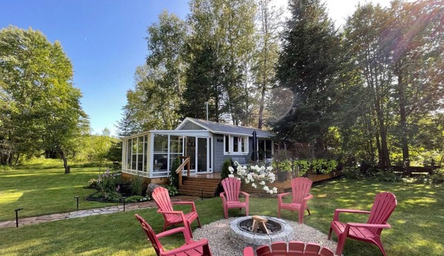 Minden Hills Riverfront Cottage