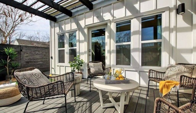 Modern Construction with Private Hot Tub