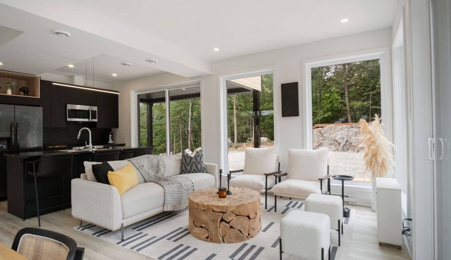 Modern Luxury Chalet near Tremblant + Private Spa
