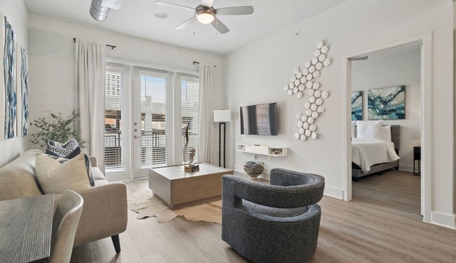 Modern Stylish Suite Design Distict Dallas
