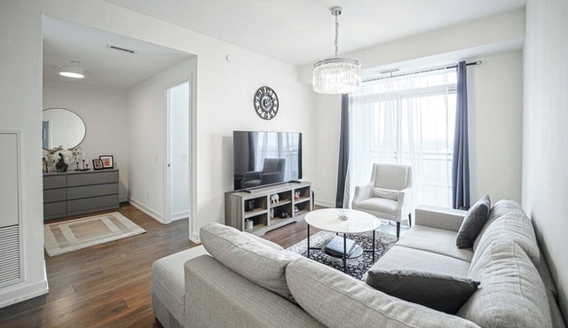 Modern Toronto Condo (Easy Downtown Access) in Markham