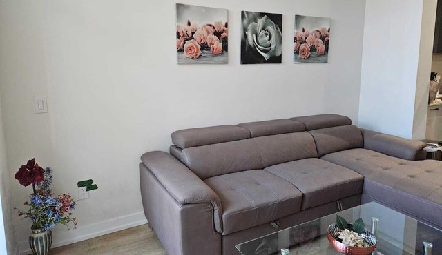 Modern upscale spacious fully equipped and cozy condo in The Junction Toronto in Toronto