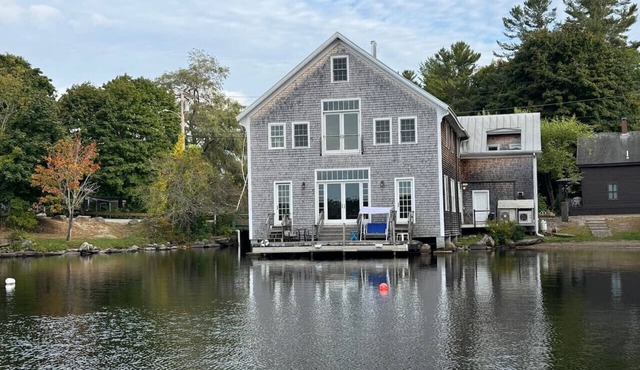 More Boathouse than Lakehouse