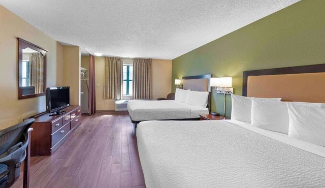Motel 6 Suites Rochester Henrietta, NY