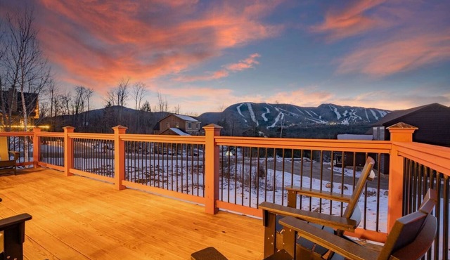 Mountain Views*Sunday River 1.5 mi*Hot Tub