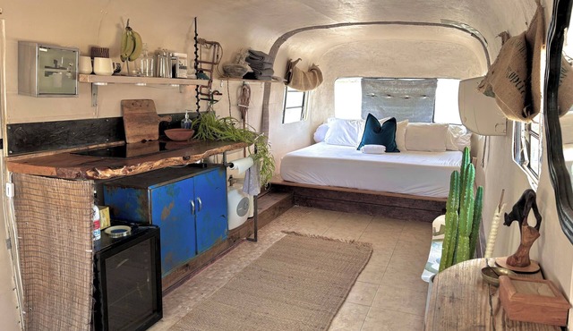 Multi-unit boat compound in enchanting Terlingua Ghostown with WiFi, AC