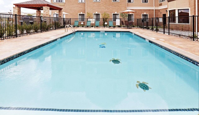Near Quail Springs Mall | Free Breakfast. Pool Access.