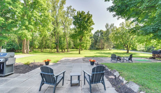 Near Trails + Wineries: Victor Getaway w/Fire Pit