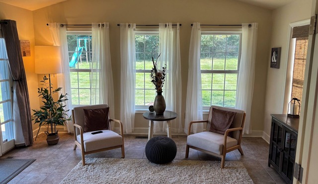 New 4-bedroom house in Port Matilda, WiFi, AC, close to town & Beaver stadium