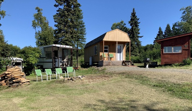 NEW Cute Cabin with Cook Inlet, ocean, Mt Redoubt View