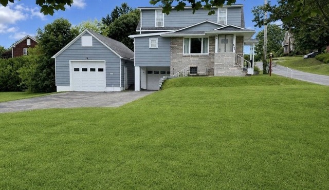 NEW! Peaceful Stay Near Downtown Johnstown