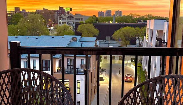 New Spacious & Quiet 2 Bed Condo with Parking
