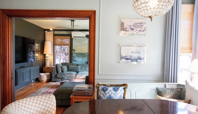 Newly Renovated Group-Friendly On-Site Parking 10Min to Old Port