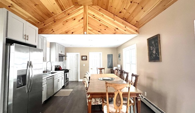 Newly Renovated Lovely 5-bedroom in East Durham