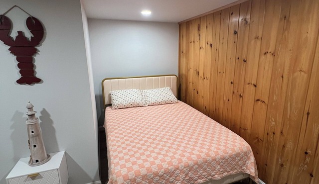 Newly renovated motel garden rooms heart of boothbay affordable great hospitaliy