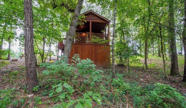 OakLeaf: Sleep 5, Tiny Cabin, Pets, Near Park/Lake