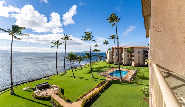 Oceanfront 2 bedrooms Maalaea Kai 414