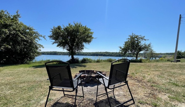 Oceanfront - Taunton Bay Cabin