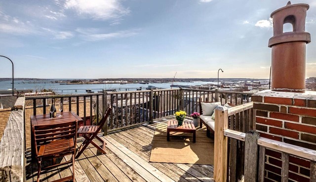 Panoramic Water, Island & City Views w/Private Roof Deck