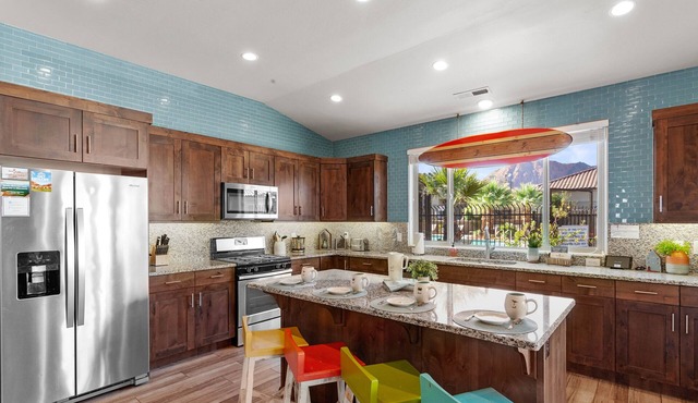 Paradise Village 110 at Zion Resort: PS4, Ping Pong, Electric Fire Place, Games, and More