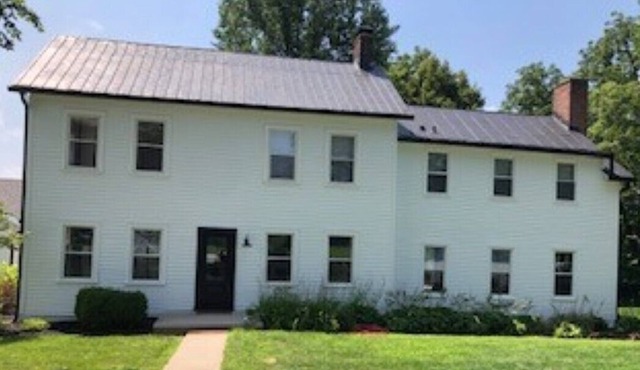 Peaceful farmhouse in private setting