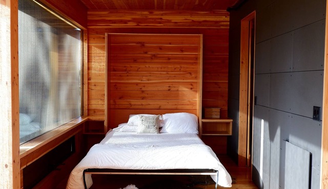 Peaceful modern studio