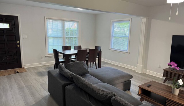 Perfect 3-bedroom house with AC in beautiful Parma Heights