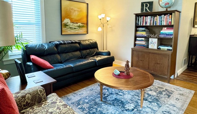 Pet friendly first floor one bedroom apartment!