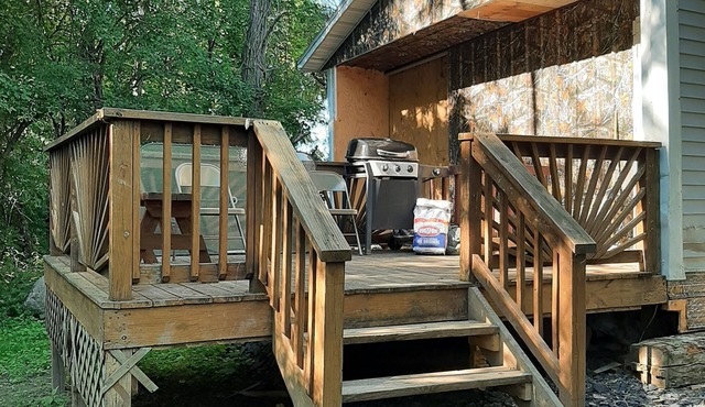 Pine Grove Cabin