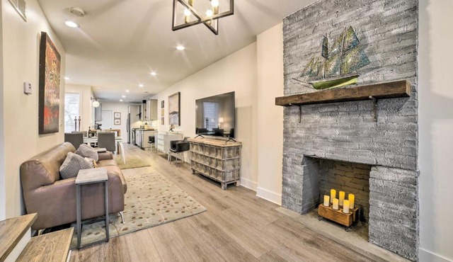 Pittsburgh Home: Walkable Location!
