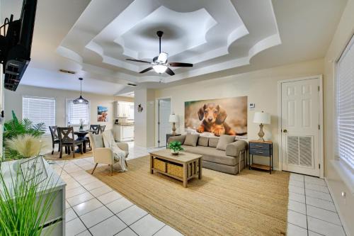 Pool Access & Work-Ready Comforts! Edinburg Apt