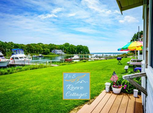 Premier Waterfront Cottage 2