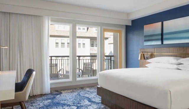 Prime Location! 3 Sleek Units, Onsite Pool, Near Virginia Beach Fishing Pier