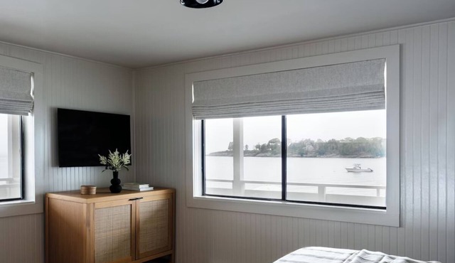 Pristine Ocean View Retreat Perfect for Romantic Mornings | Room with King Bed