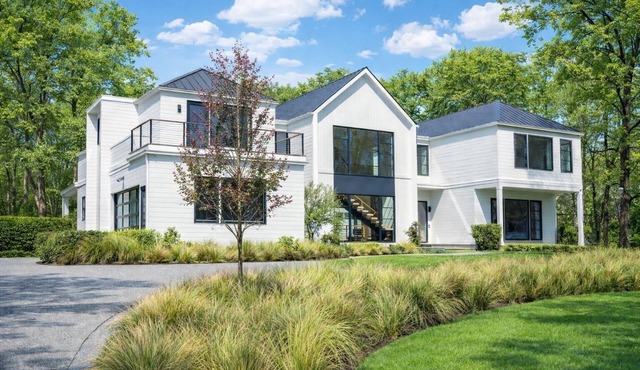 Private Hamptons Estate - 7 BR, Pool, Spa, Sag Harbor