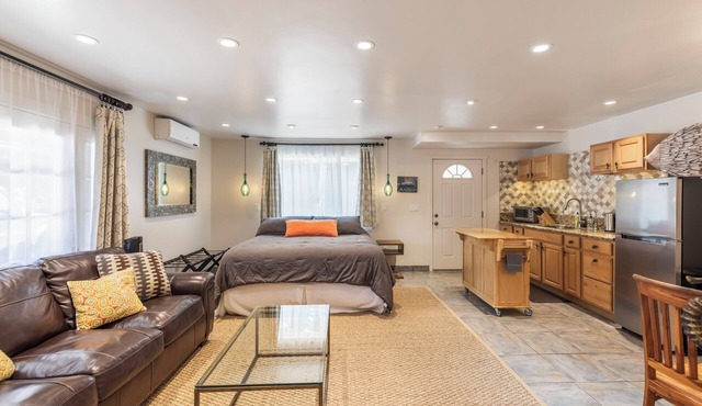 Private Paia Studio in a Tropical Sanctuary, a short walk to Paia town & beach.