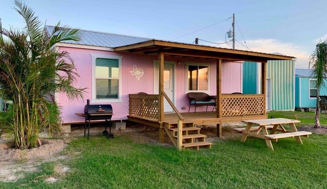 PRIVATE PIER, "FLOUNDER FLATS" CABIN ON COPANO BAY