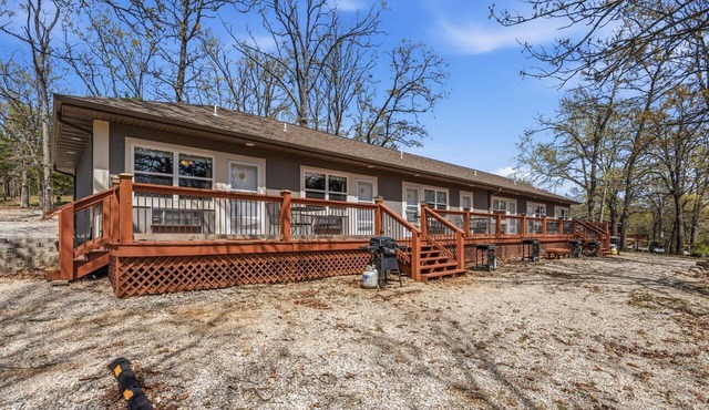 Quail Cove 8 - Lakefront Studio Boat Slip