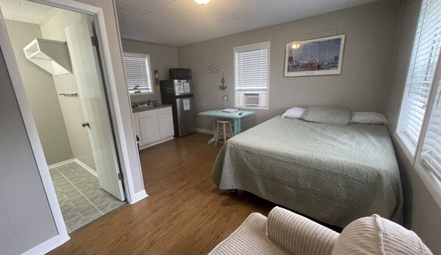Quaint cabin at Little Mineral Marina: Cabin 4