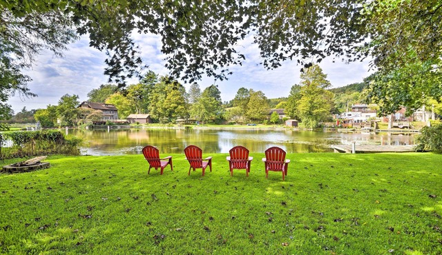 Quiet New York Retreat < 7 Miles to Skiing!