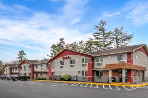 Red Roof Inn Queensbury