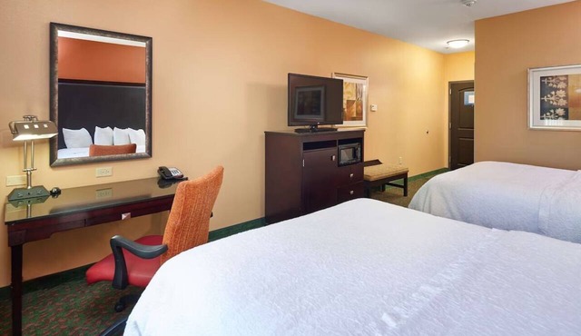 Relaxing Stay, Easy Access to I-35! Free Parking & Breakfast | 2 Units, Pool!