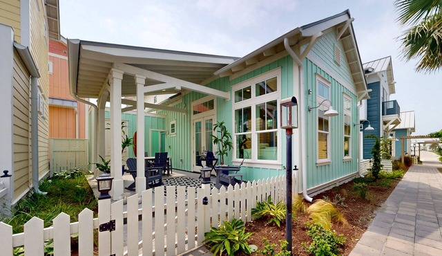 Resort Pools, Golf Cart Boardwalk to the Beach, Pet Friendly